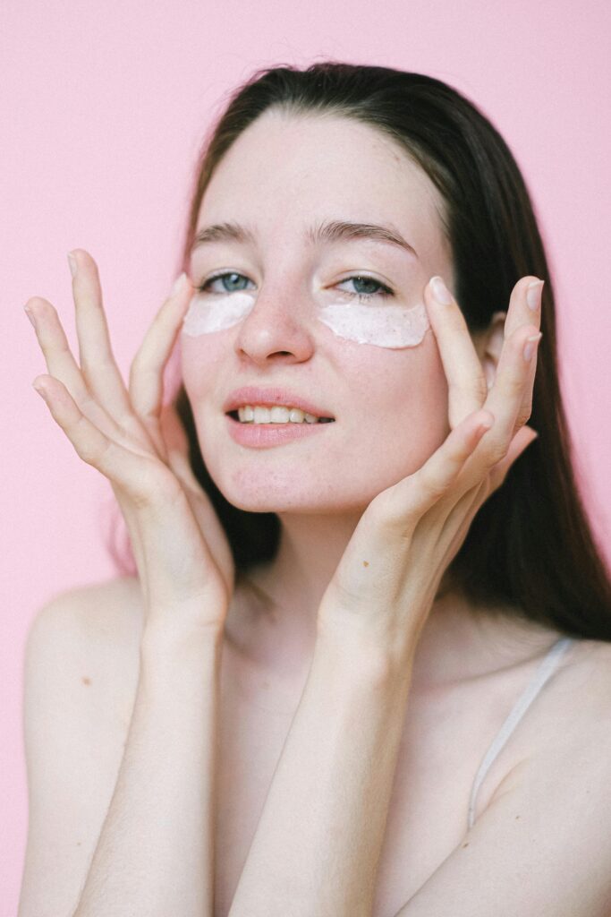 Melhor Tratamento para Acne: Guia Completo para Jovens que Querem uma Pele Saudável pexels shvetsa 5069535